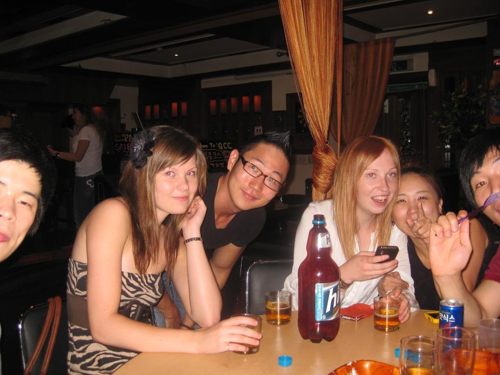 Mad Cow Hostel Bangkok Room photo
